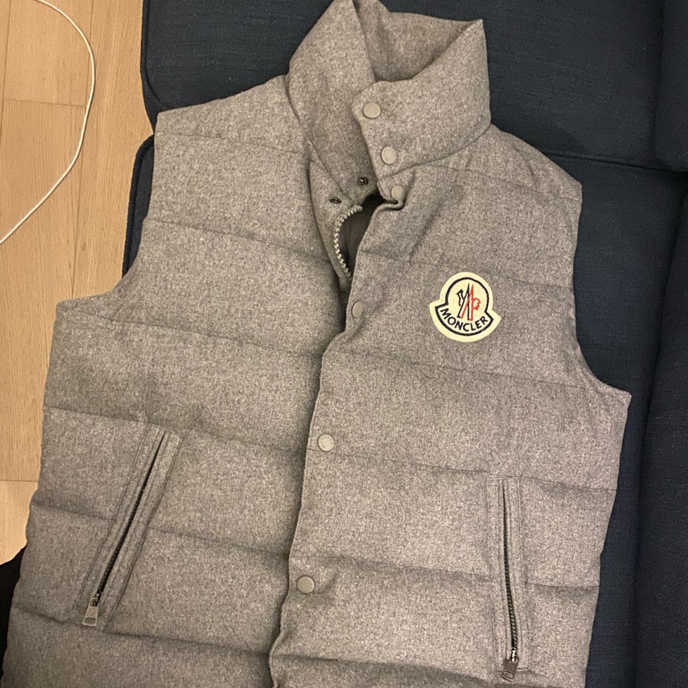 Moncler Grey Men’s Vest Size 3